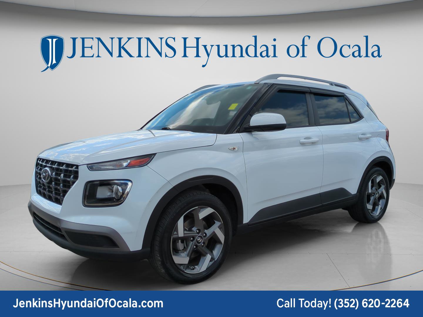 Certified 2021 Hyundai Venue SEL image 6