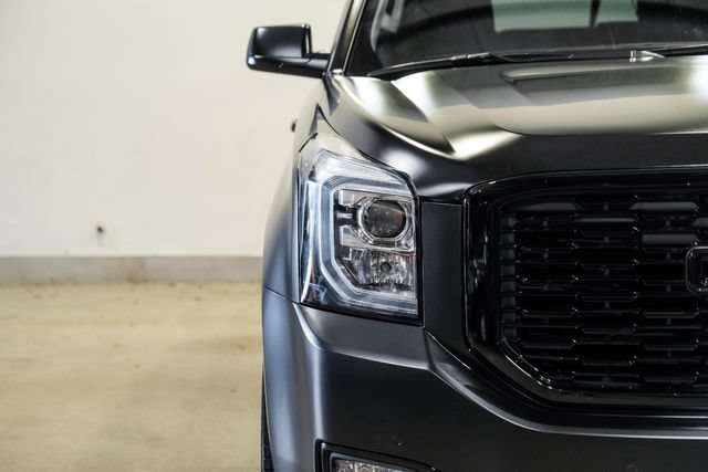 Used 2020 GMC Yukon Denali w/ Denali Premium Package AWD/4WD image 3
