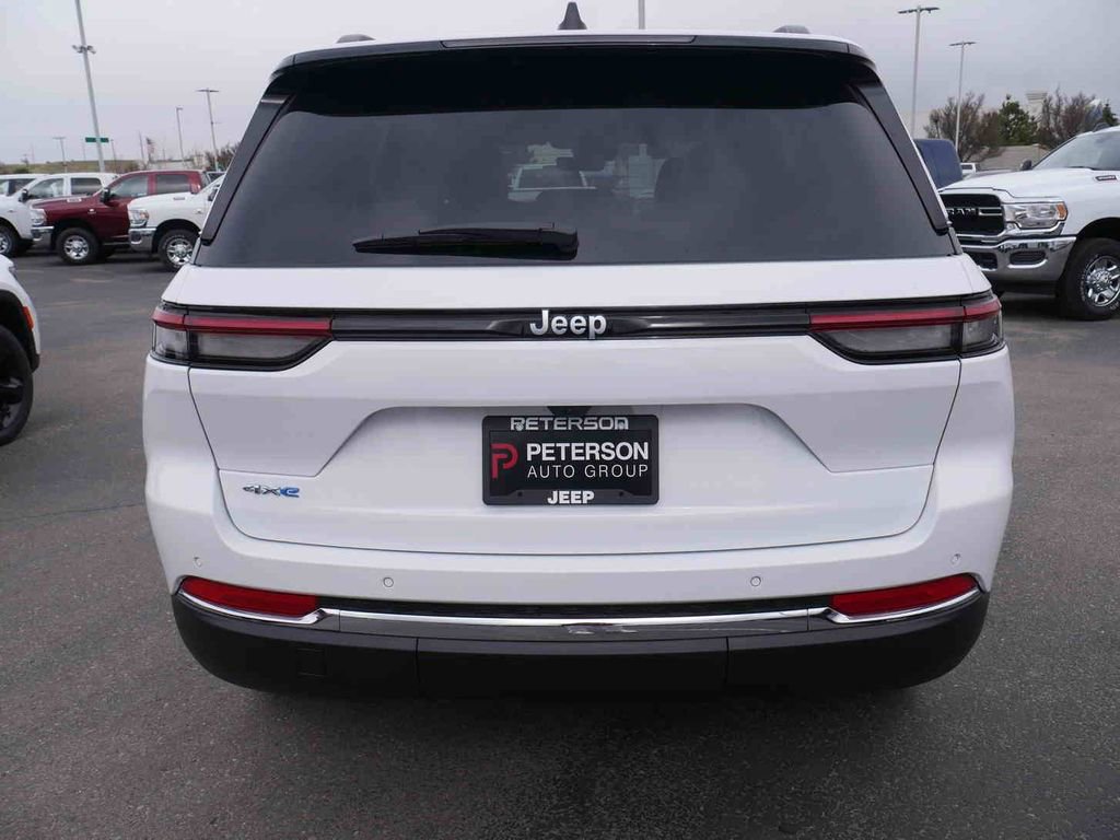 New 2025 Jeep Grand Cherokee Limited 4xe image 16