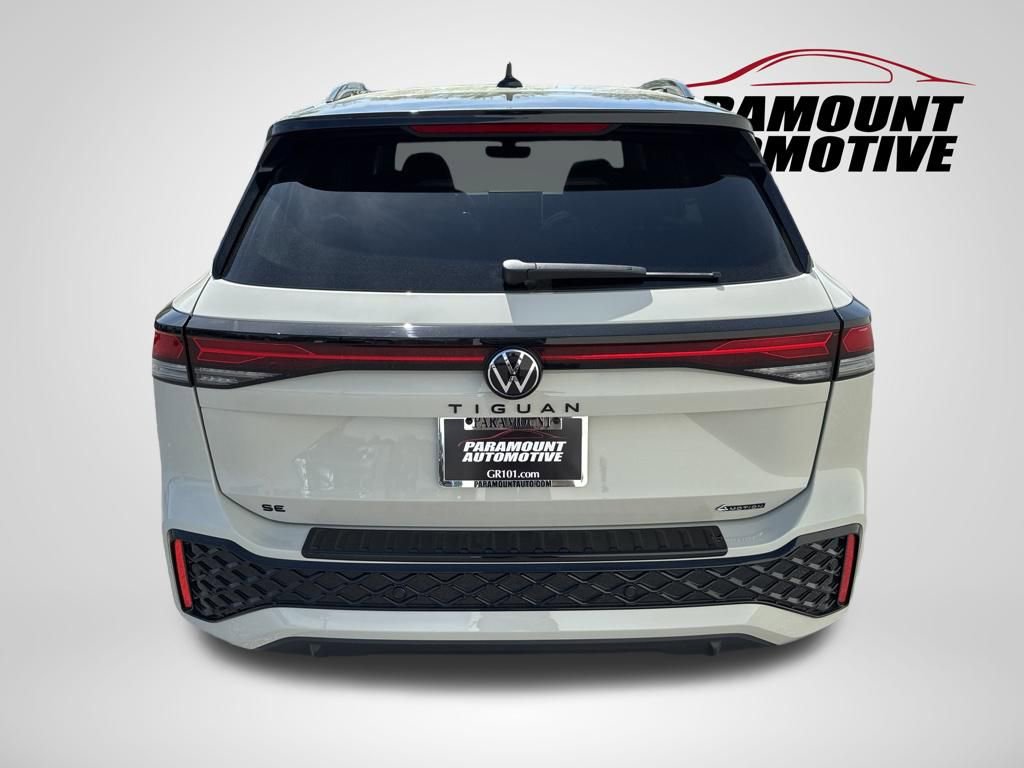 Certified 2026 Volkswagen Tiguan SE R-Line image 6