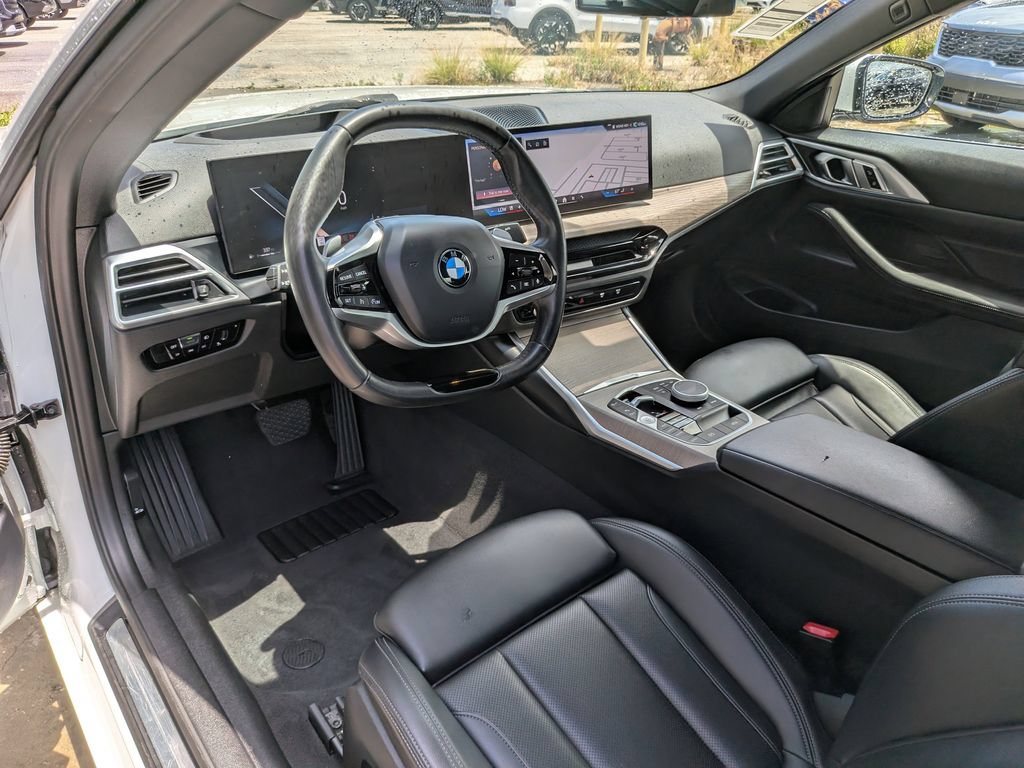 Used 2025 BMW 430i Convertible RWD image 13