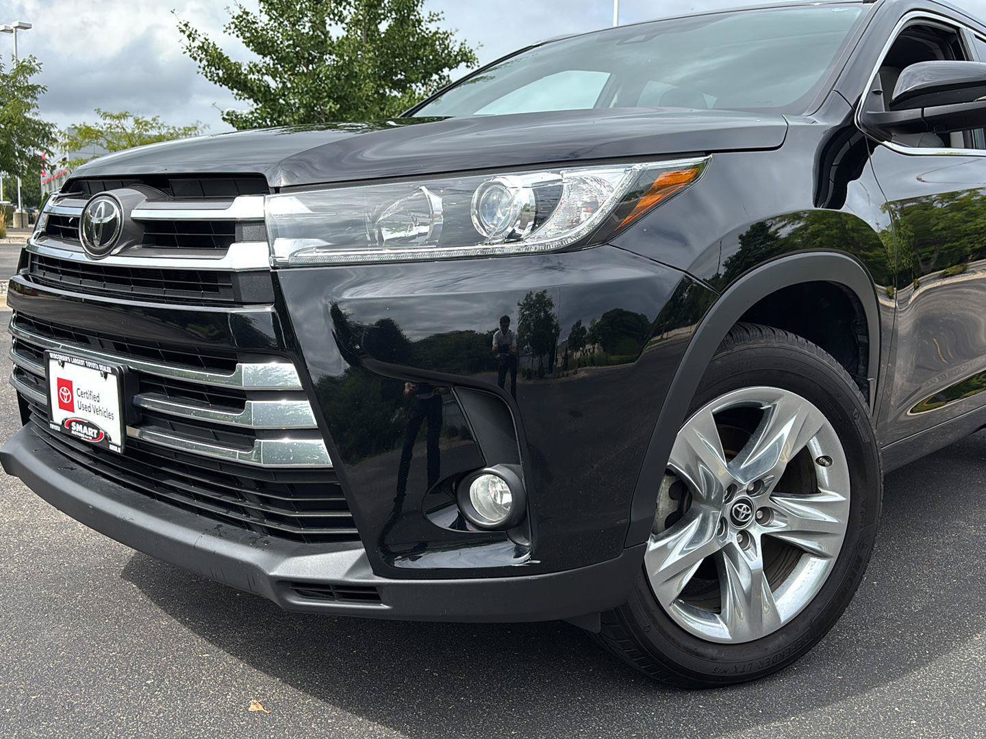 Used 2018 Toyota Highlander Limited AWD/4WD image 5