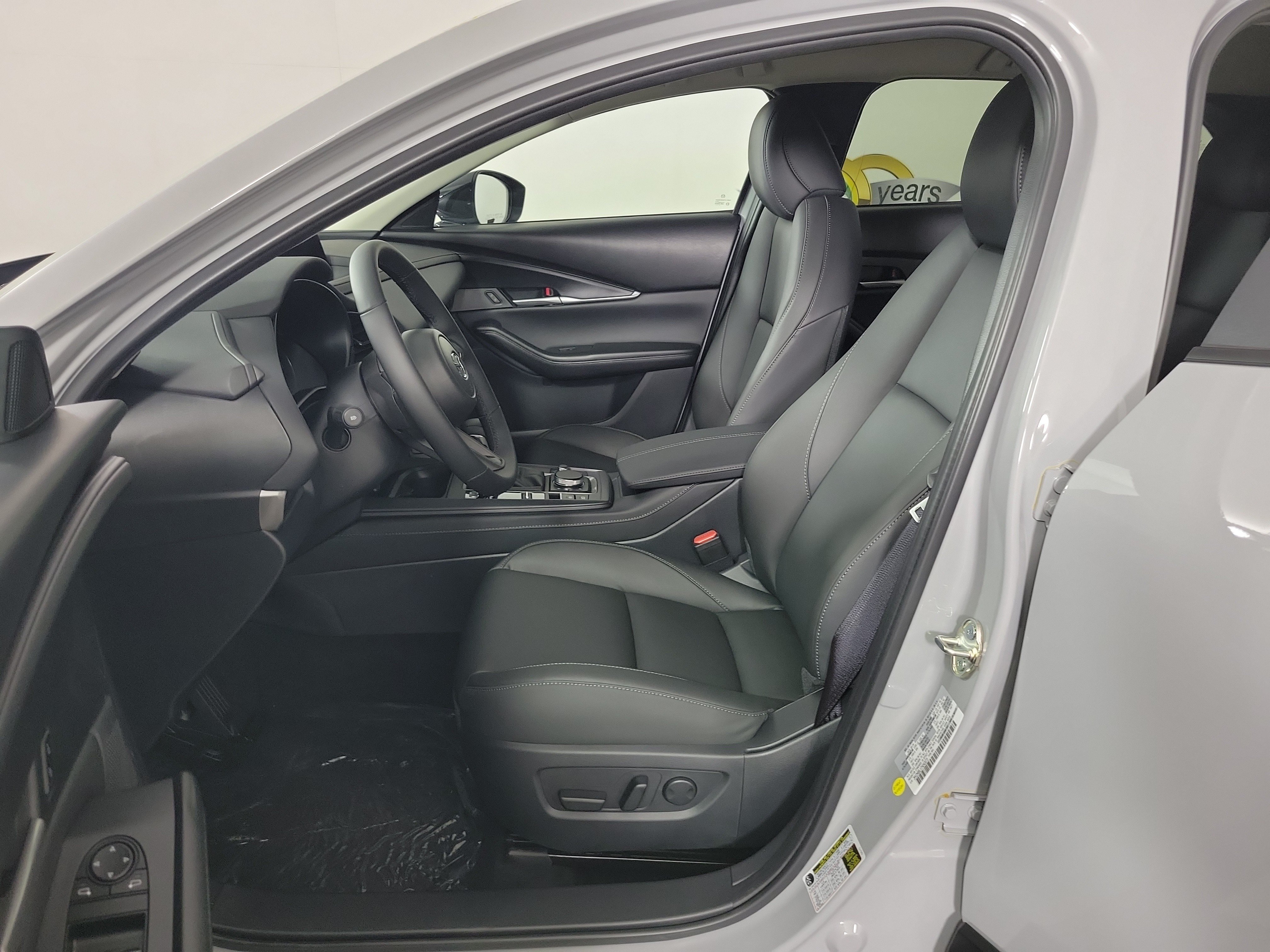 New 2026 MAZDA CX-30 AWD 2.5 S w/ Select Sport Pkg image 11