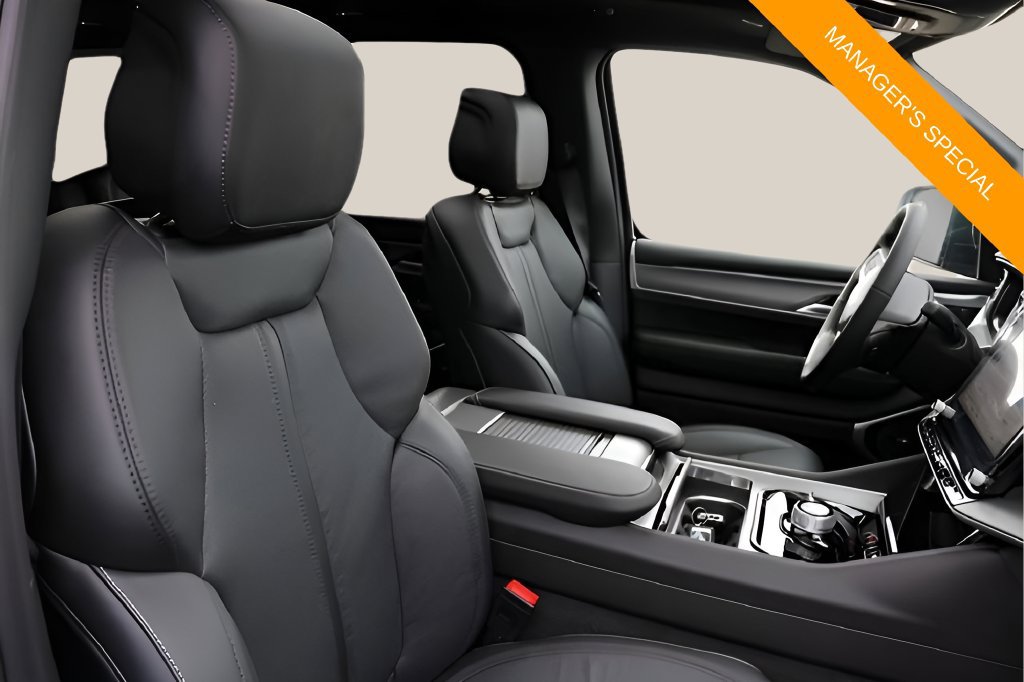 New 2026 Jeep Grand Wagoneer L Limited w/ Premium Group II AWD/4WD image 89