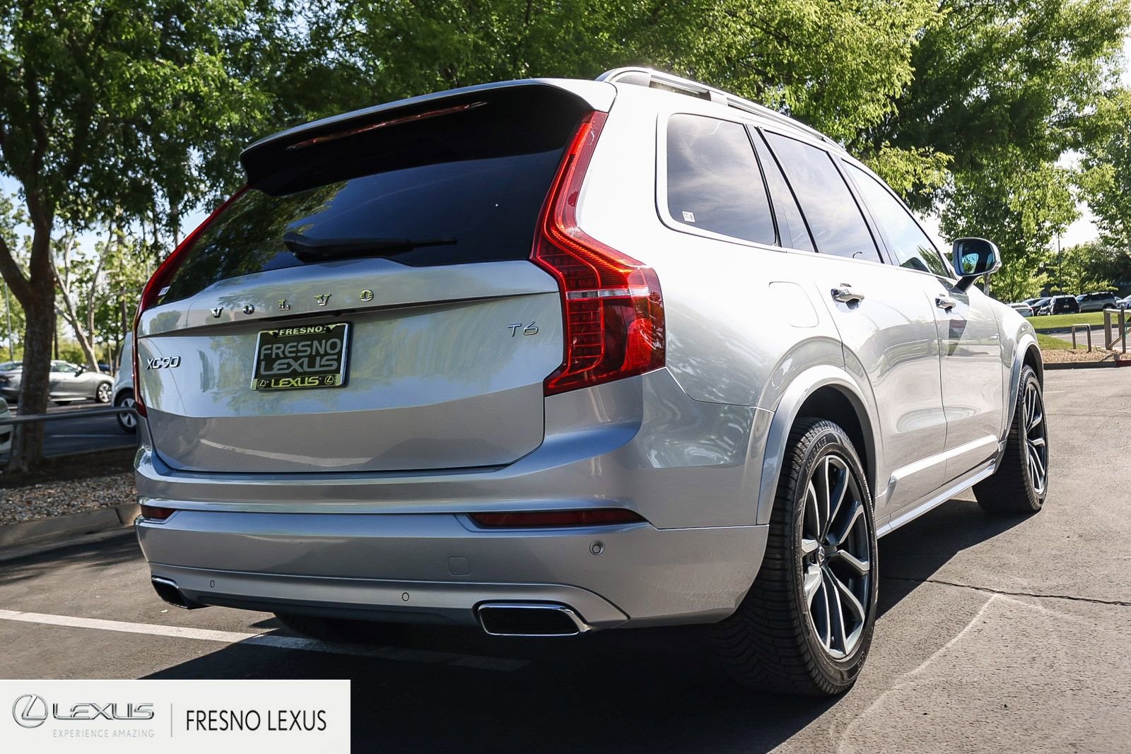 Used 2019 Volvo XC90 T6 Momentum AWD/4WD image 6