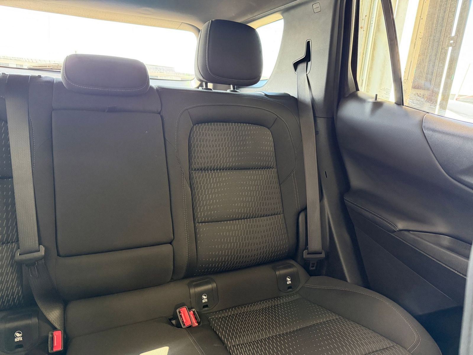 Used 2025 Chevrolet Equinox LT image 36