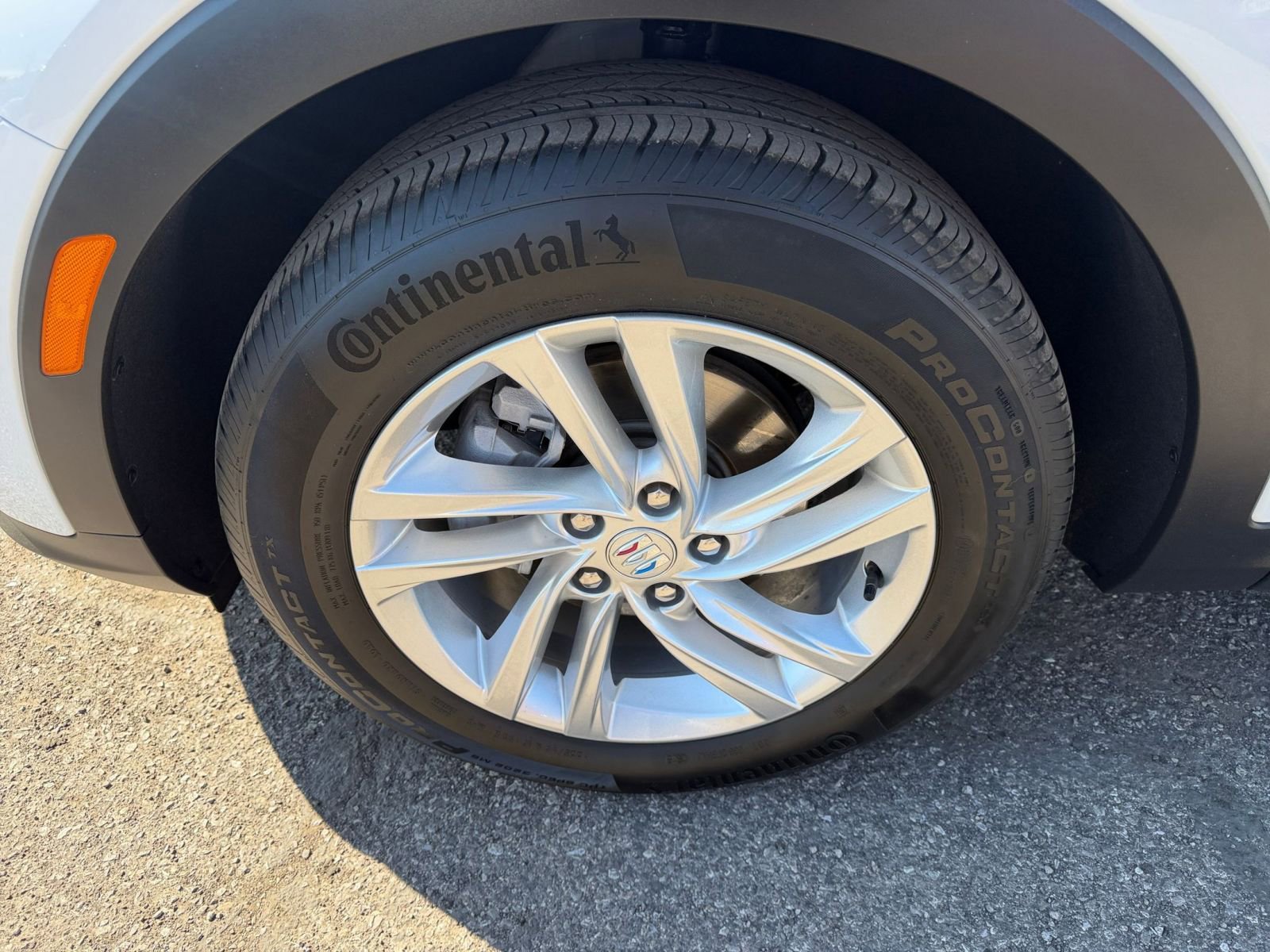 Used 2025 Buick Envista Preferred image 29