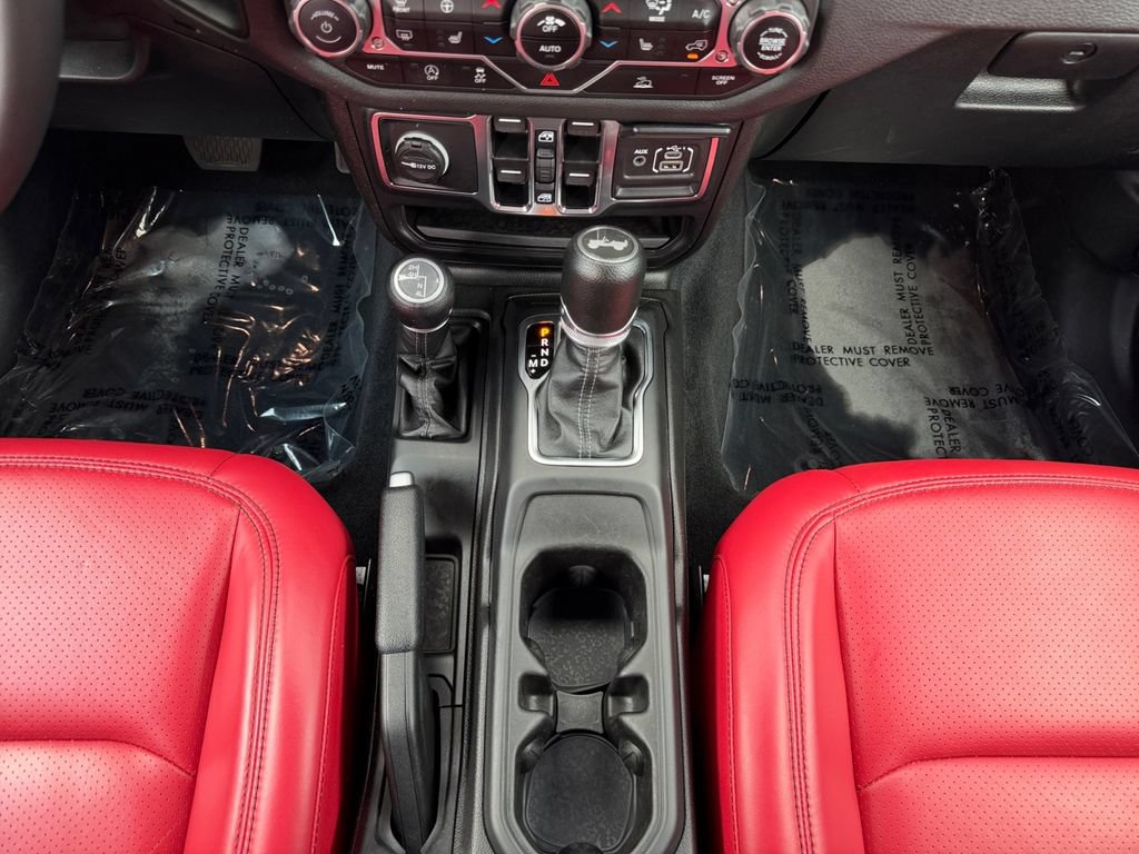 Used 2024 Jeep Wrangler Unlimited Sport AWD/4WD image 11