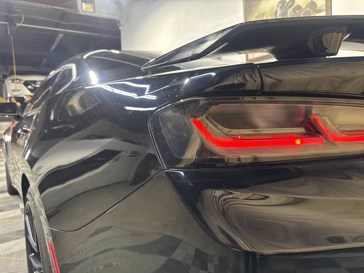 Used 2017 Chevrolet Camaro SS RWD image 6