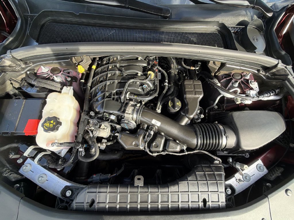 Used 2024 Jeep Grand Cherokee Altitude AWD/4WD image 17