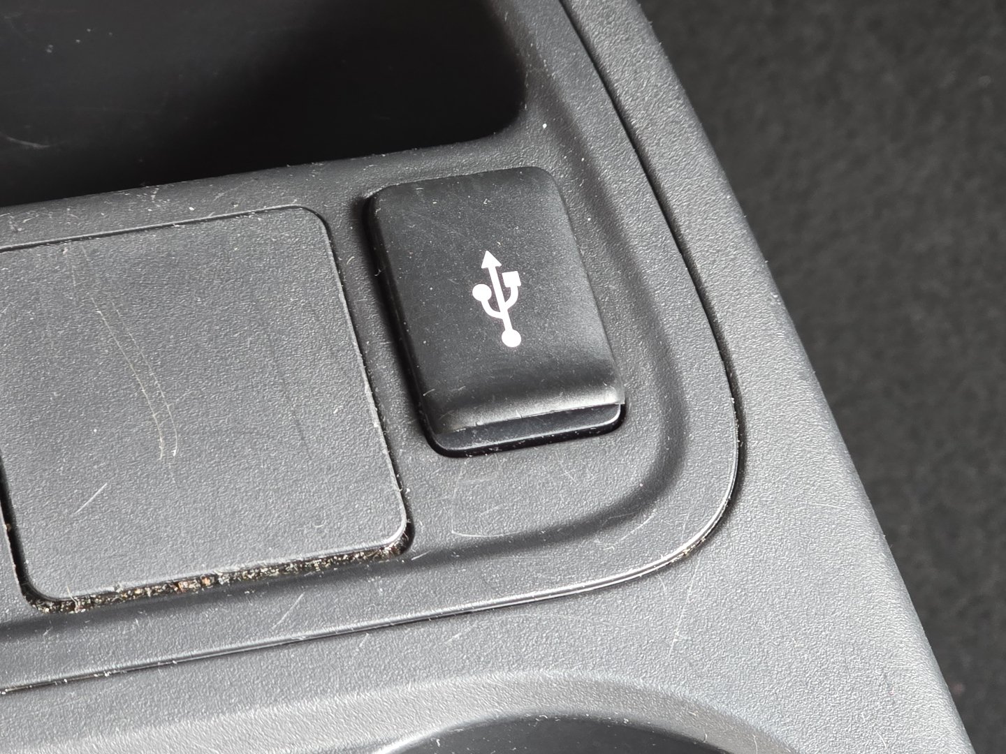Used 2024 Mitsubishi Mirage ES FWD image 6