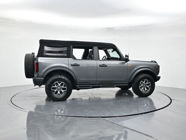 Certified 2024 Ford Bronco Badlands AWD/4WD image 2