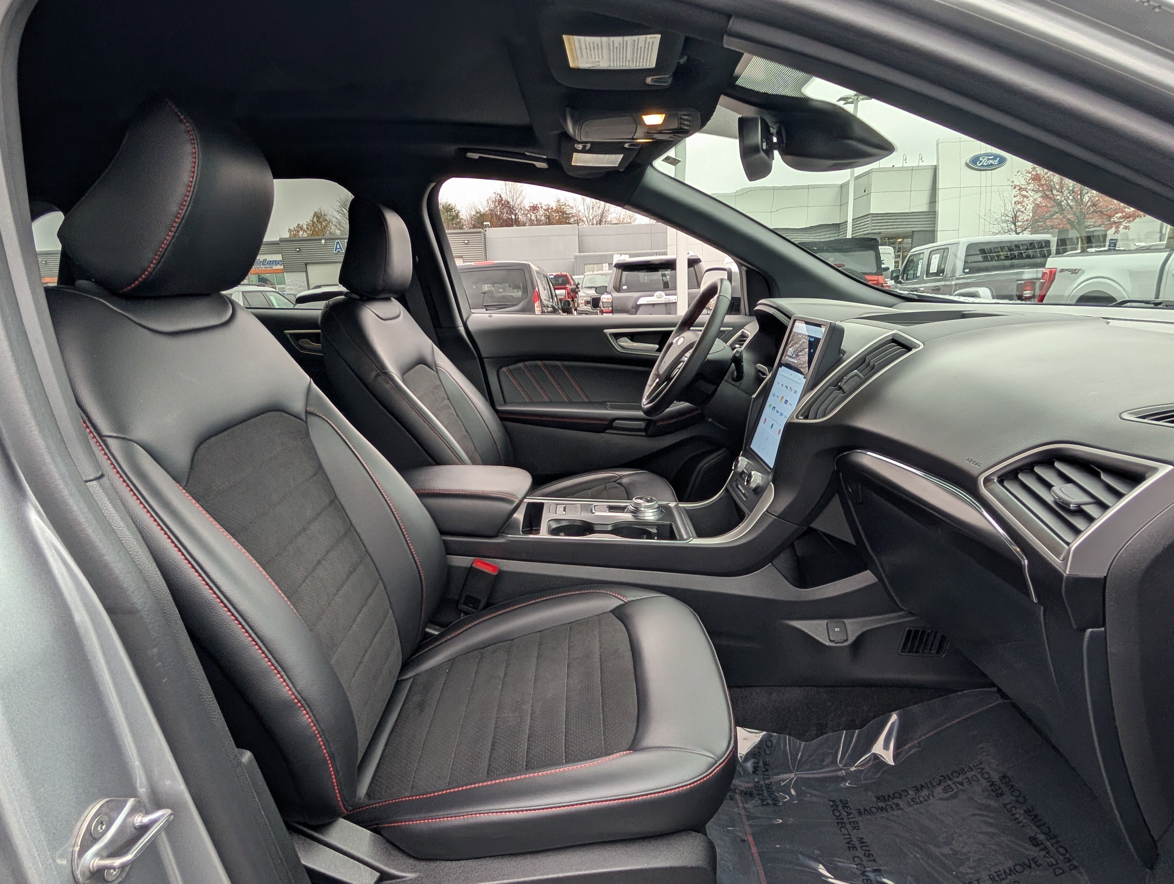 Certified 2024 Ford Edge ST-Line image 12