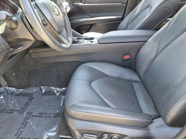 Used 2022 Toyota Camry XSE FWD image 15