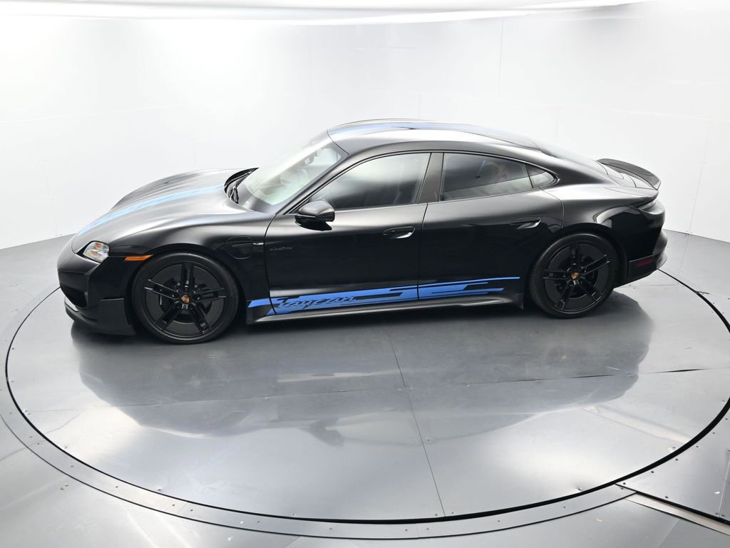 Certified 2025 Porsche Taycan Turbo GT image 39