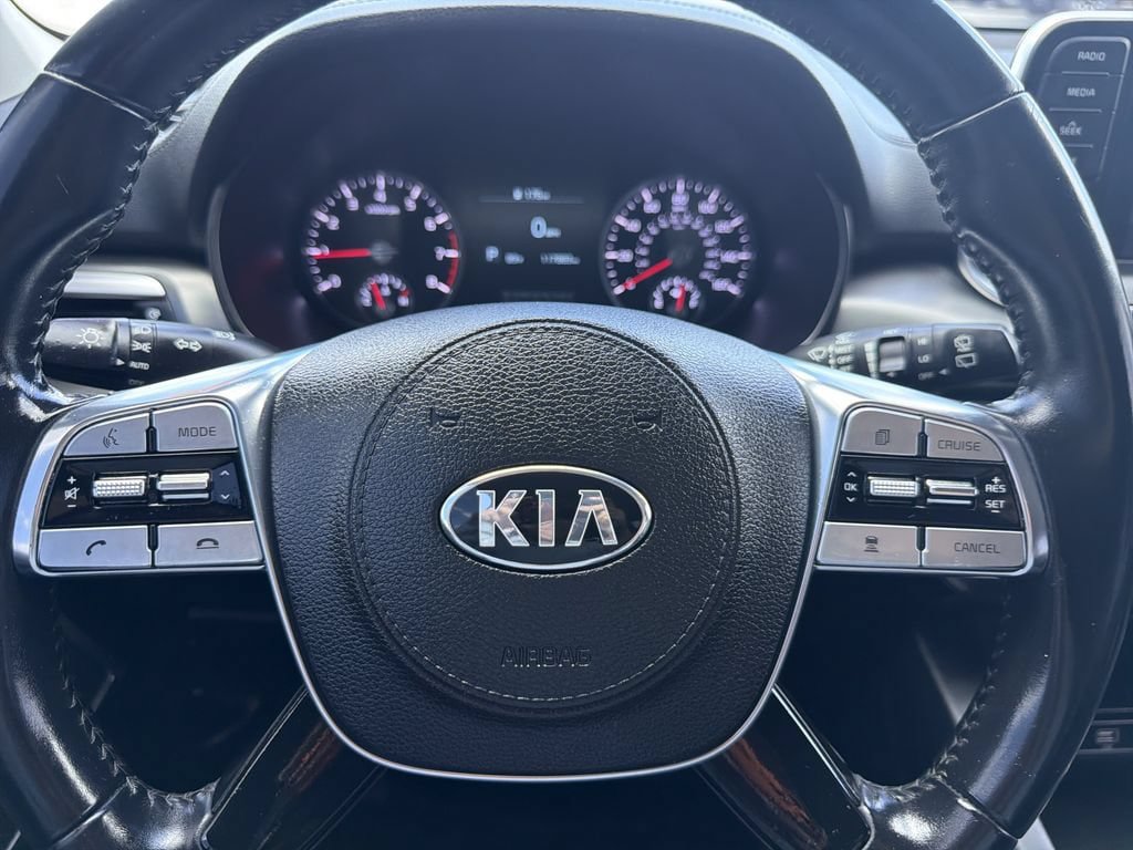 Used 2020 Kia Telluride LX FWD image 28