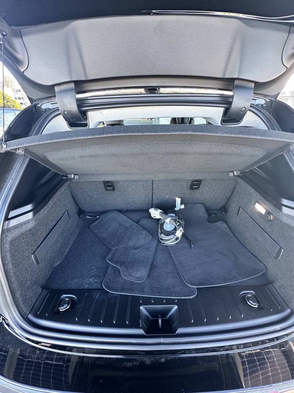 Used 2015 BMW i3 w/ Range Extender RWD image 21