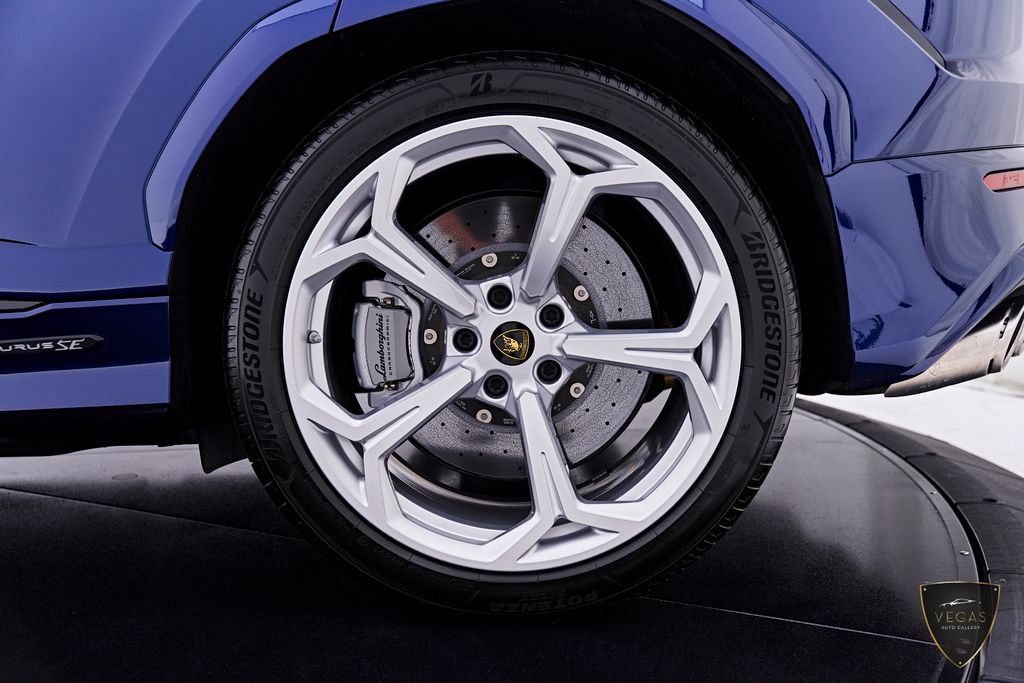 Used 2026 Lamborghini Urus S AWD/4WD image 31