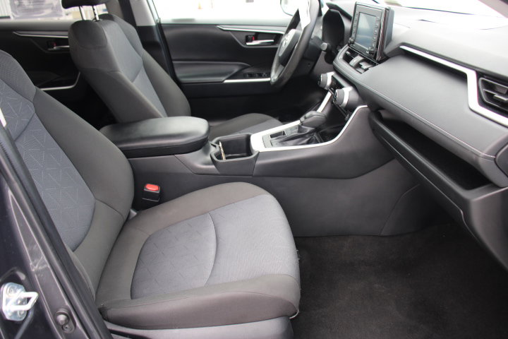 Certified 2022 Toyota RAV4 XLE image 20