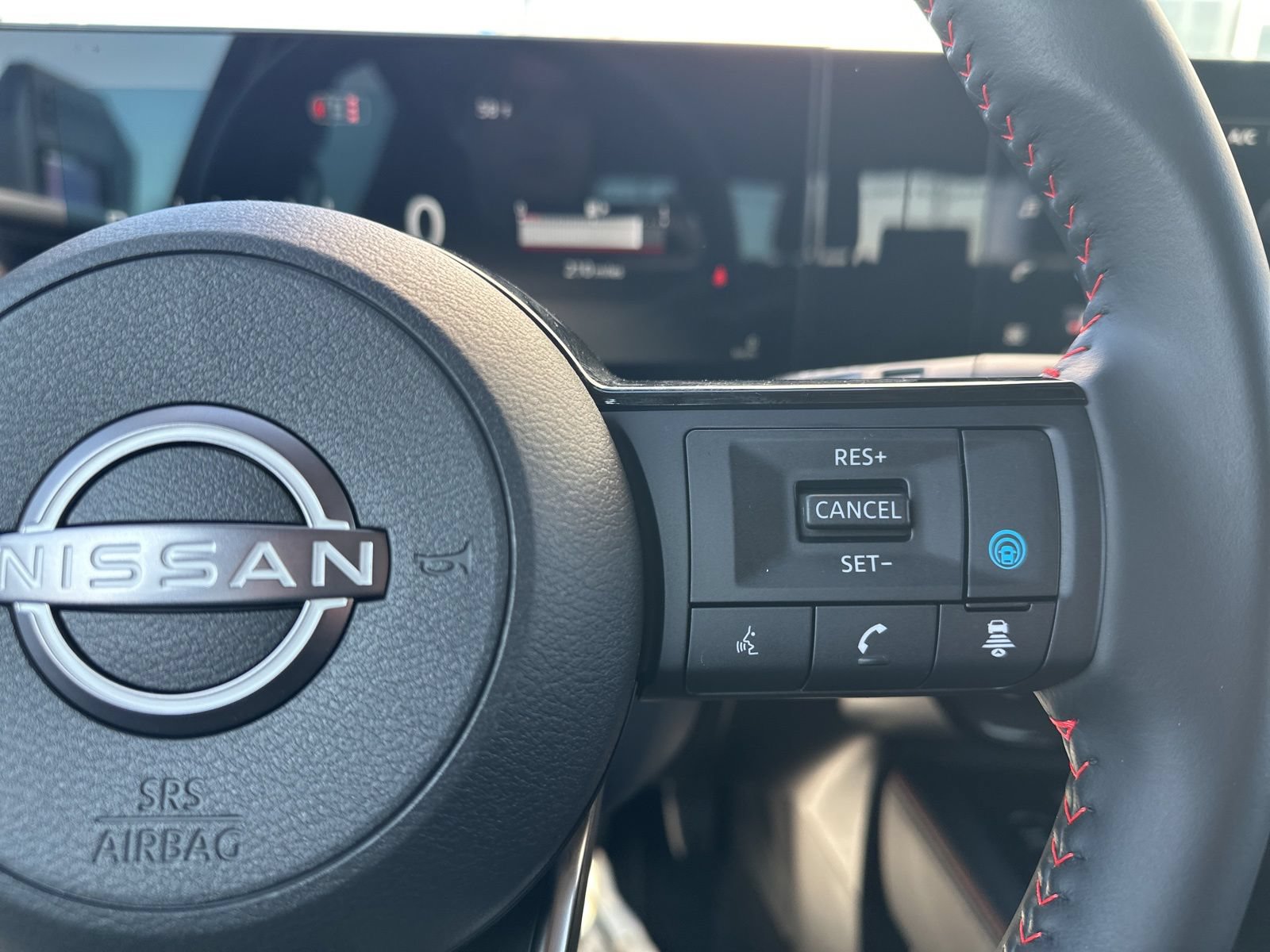 Used 2026 Nissan Kicks SR w/ Cold Weather Package AWD/4WD image 43