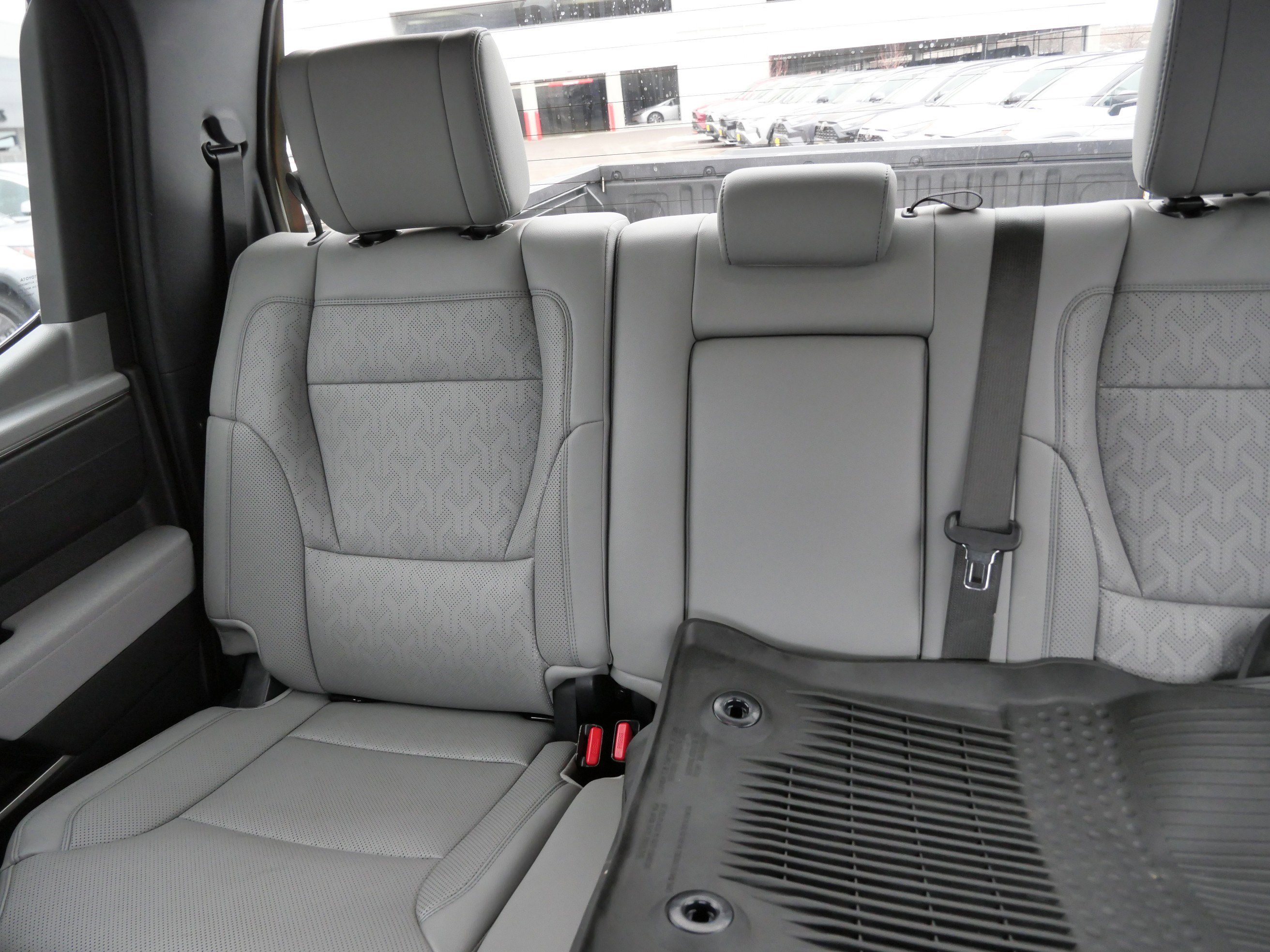 Used 2025 Toyota Tundra Limited image 14