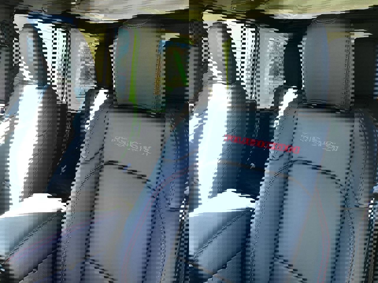 New 2026 Jeep Wrangler Unlimited Rubicon w/ Xtreme 35 Tire Package image 13