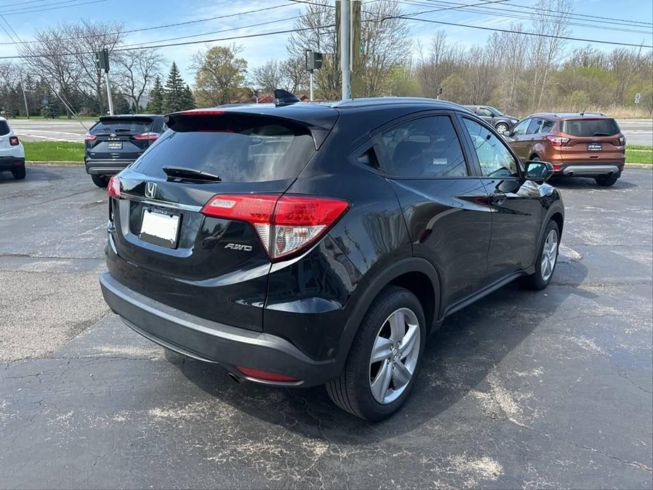 Used 2019 Honda HR-V EX-L image 3