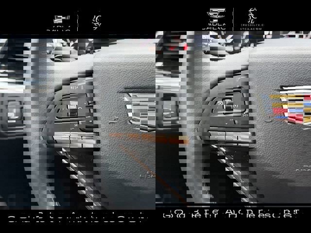 Certified 2025 Cadillac XT6 Luxury FWD image 16