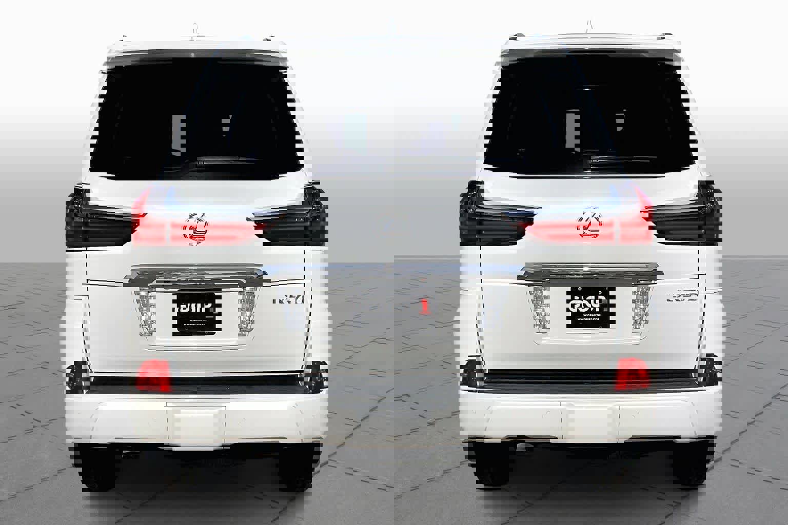 Used 2017 Lexus LX 570 4WD w/ Luxury Package image 5