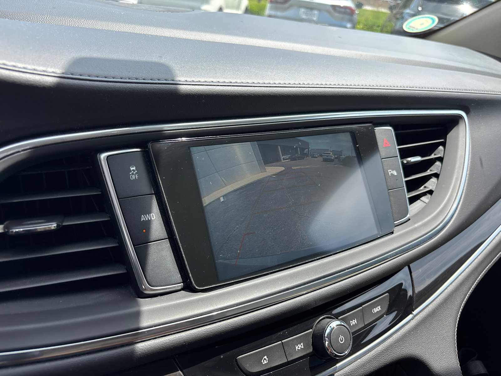Used 2019 Buick Enclave Essence AWD/4WD image 20