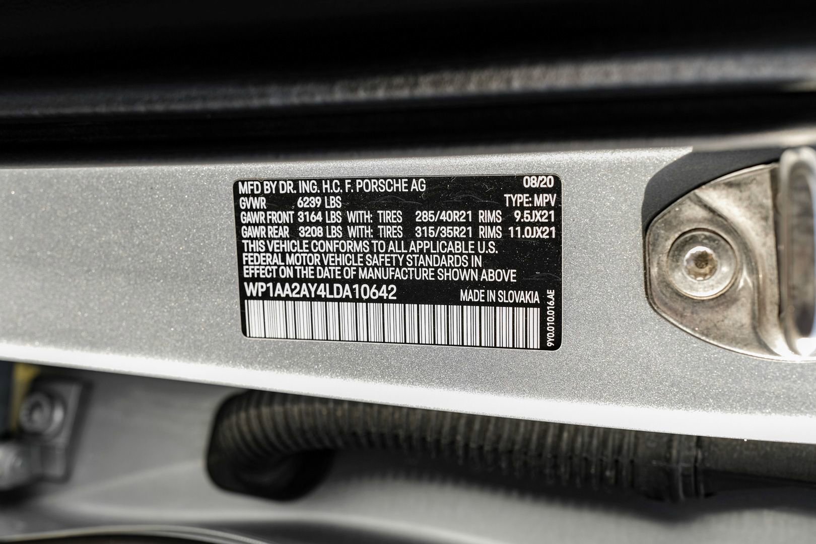 Used 2020 Porsche Cayenne image 53