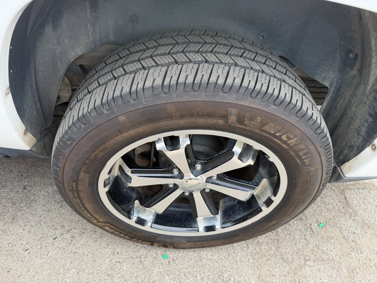 Used 2007 Chevrolet Avalanche LT w/ LT Preferred Equipment Group AWD/4WD image 33