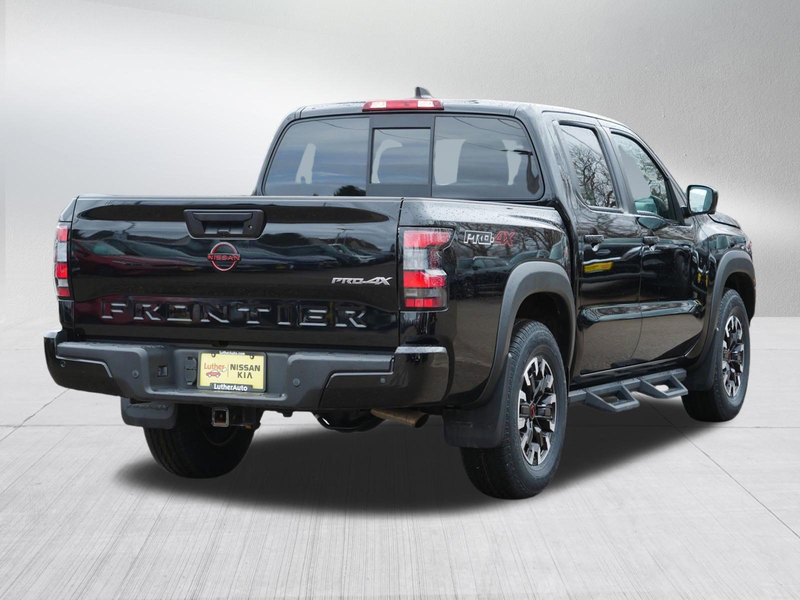 Certified 2022 Nissan Frontier PRO-4X image 7