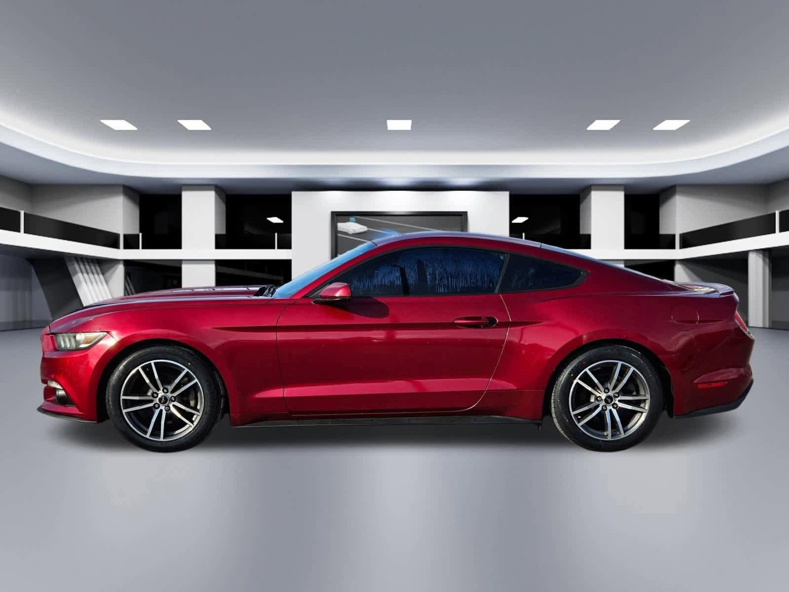 Used 2015 Ford Mustang Premium RWD image 3