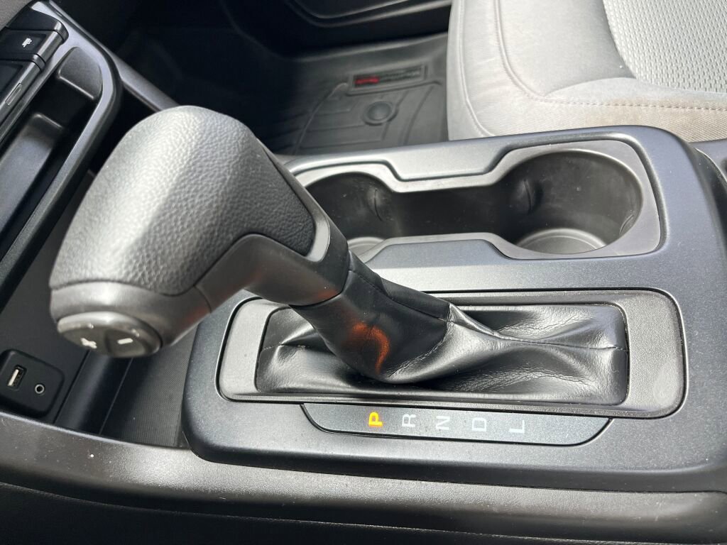 Used 2018 Chevrolet Colorado W/T image 19