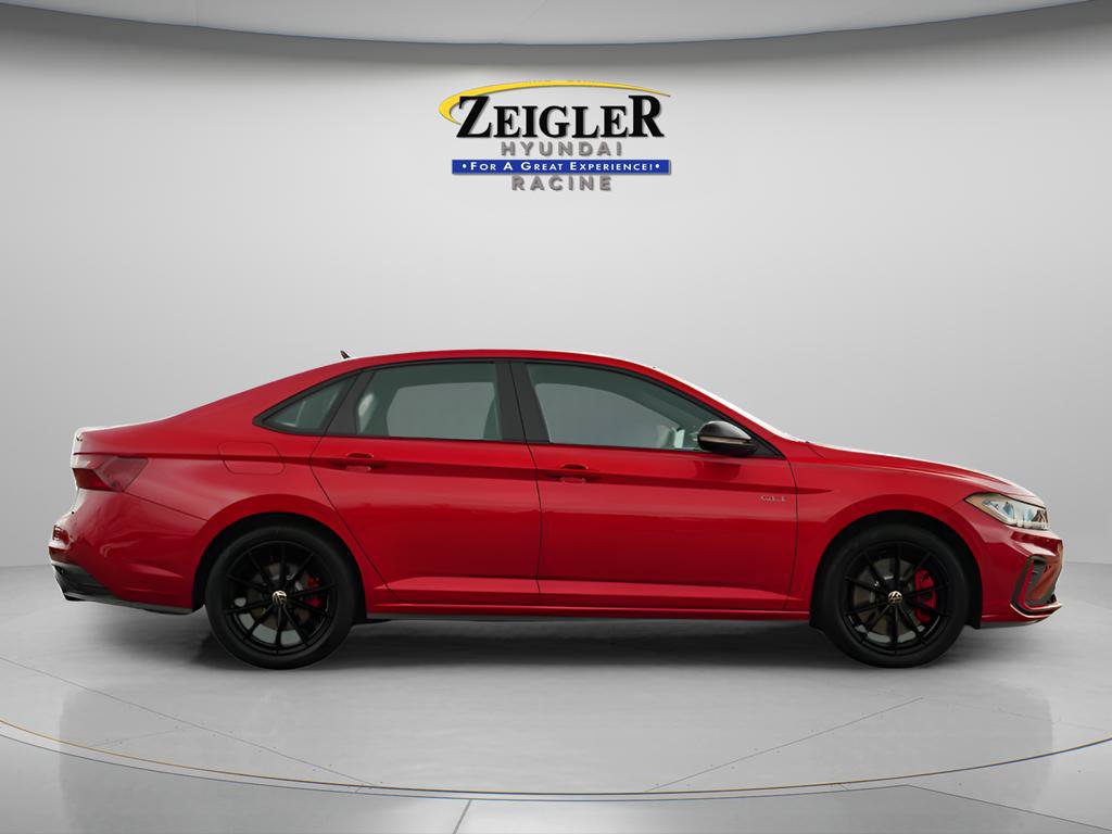 Used 2025 Volkswagen Jetta GLI Autobahn w/ GLI Black Package FWD image 9