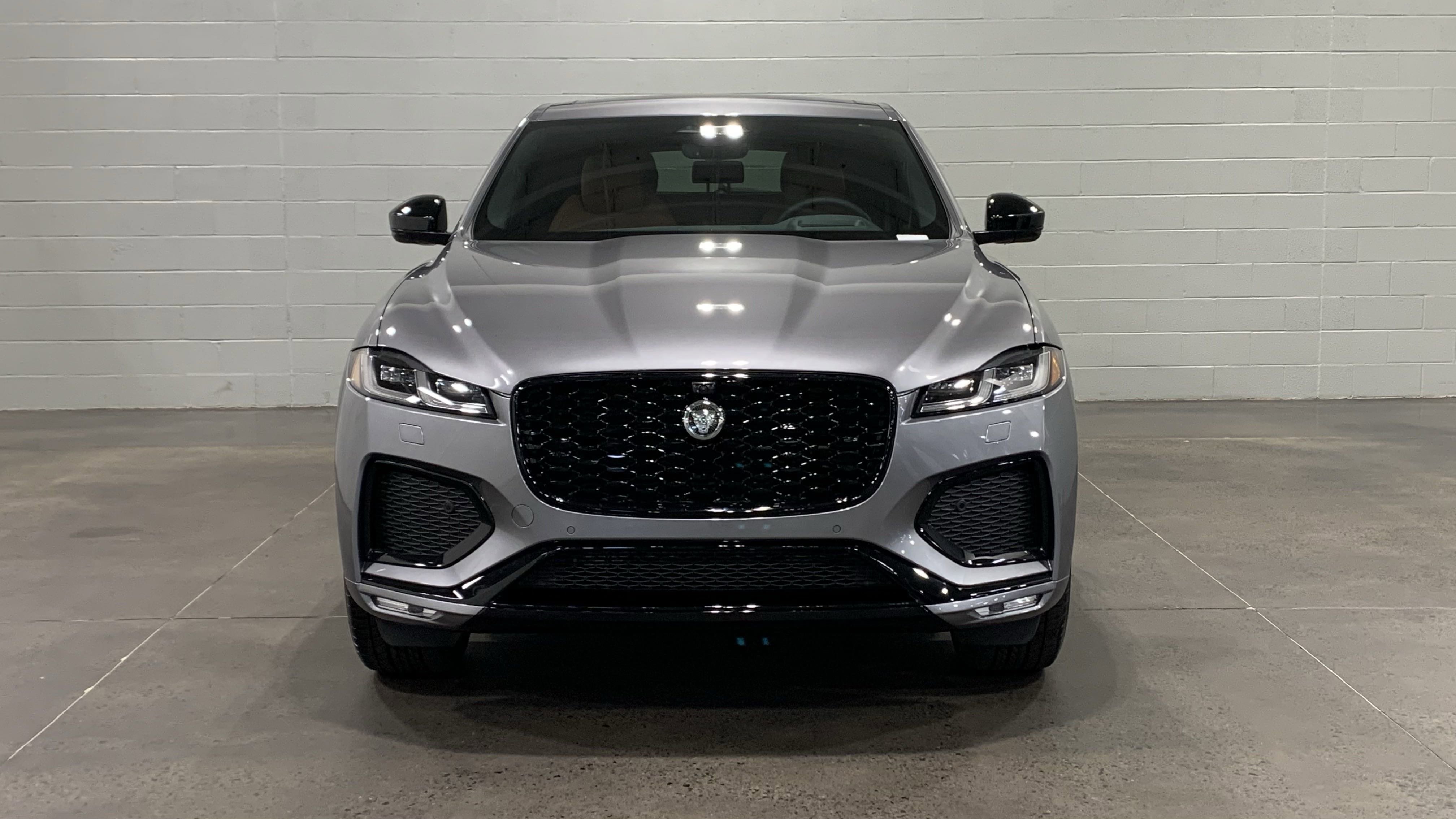 New 2026 Jaguar F-PACE R-Dynamic S image 9