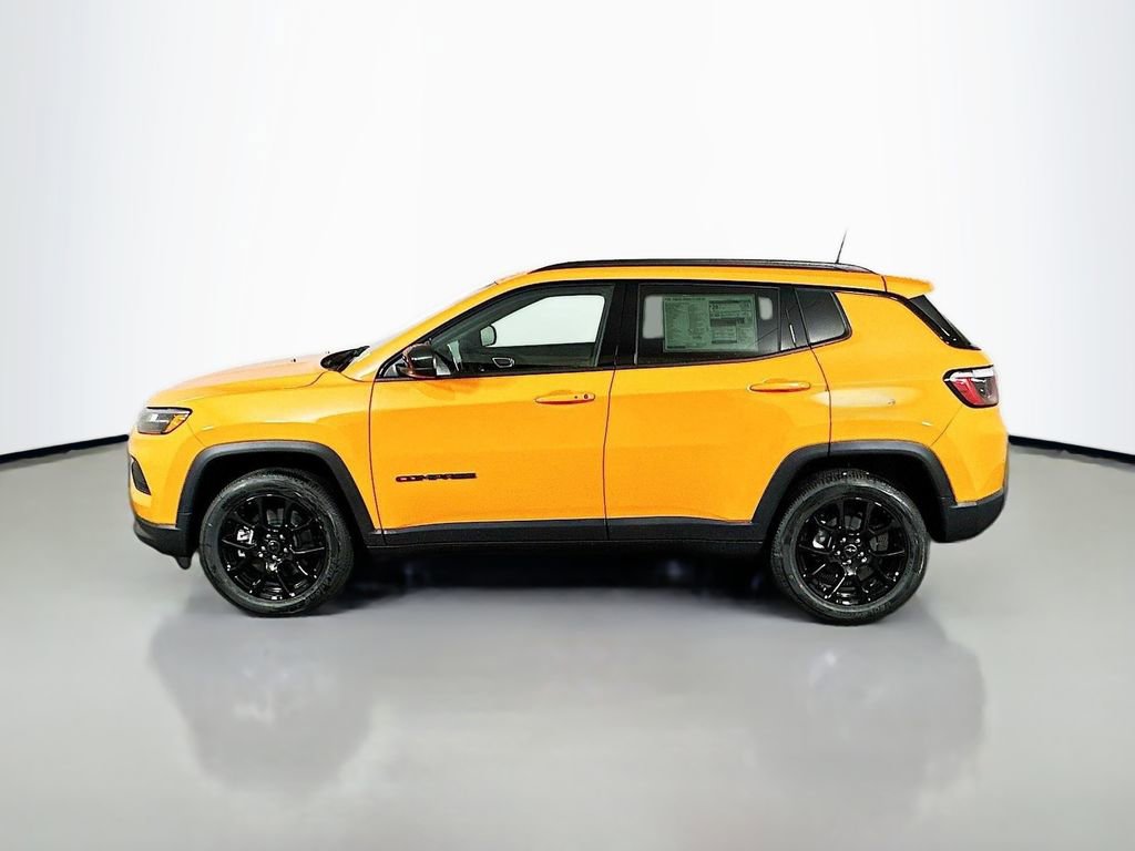 New 2026 Jeep Compass Latitude image 4