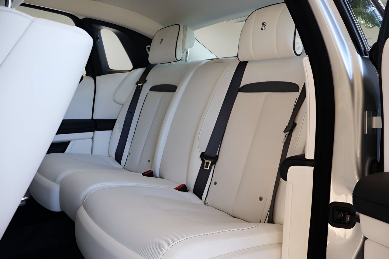 New 2027 Rolls-Royce Ghost AWD/4WD image 16