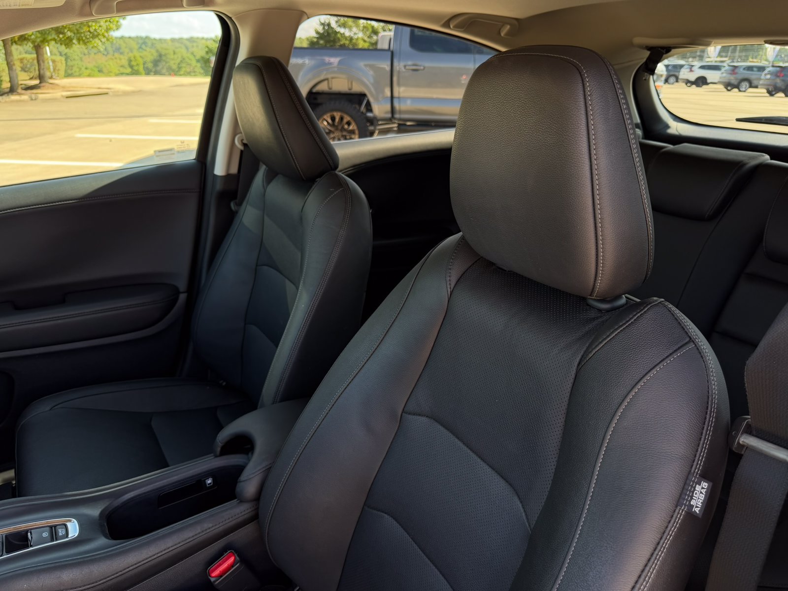 Certified 2022 Honda HR-V EX-L image 12