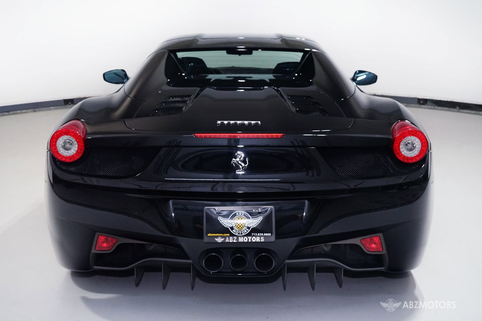 Used 2013 Ferrari 458 Spider RWD image 8