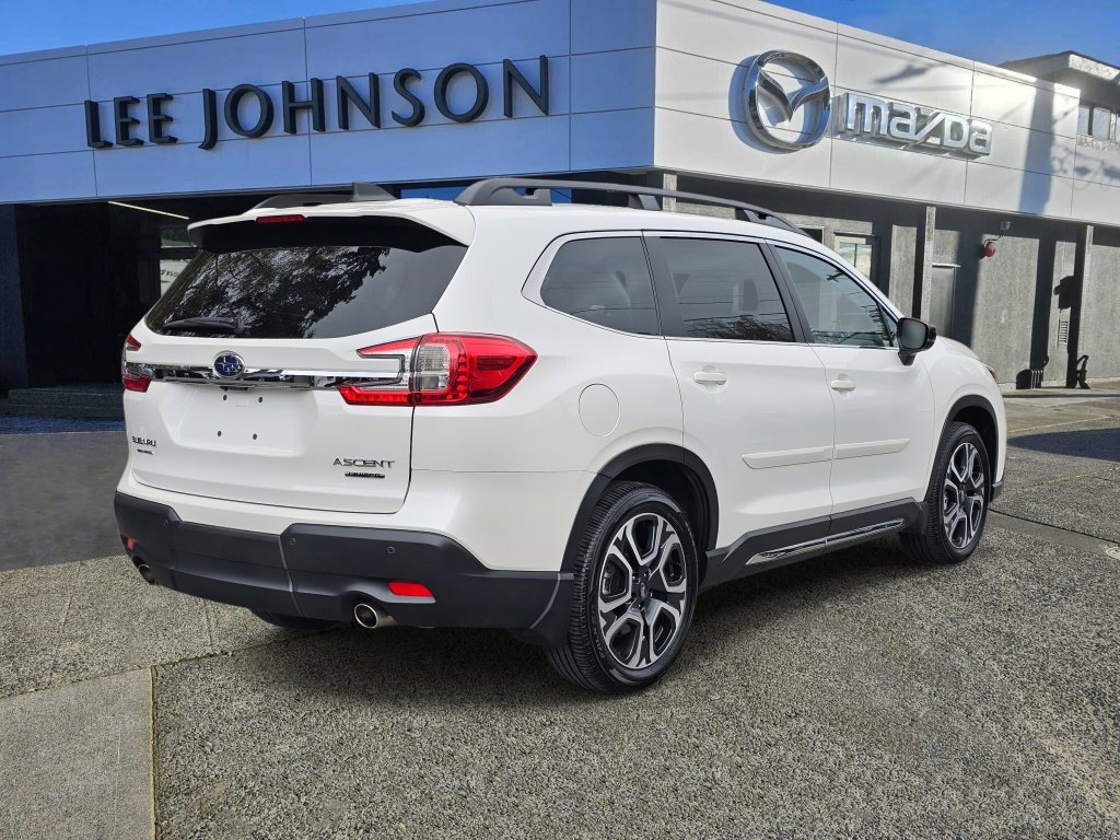 Used 2024 Subaru Ascent Limited w/ Technology Package image 5
