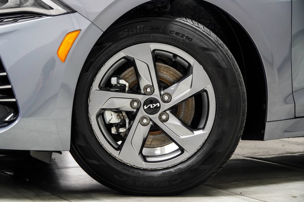 Used 2023 Kia K5 LXS FWD image 3