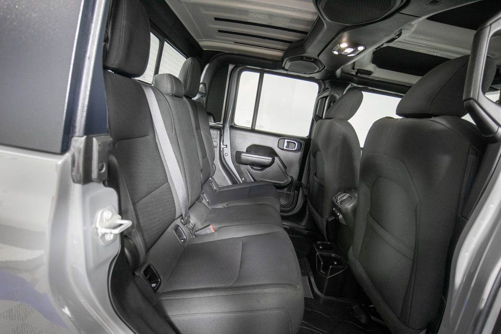 Used 2023 Jeep Gladiator Sport S image 12