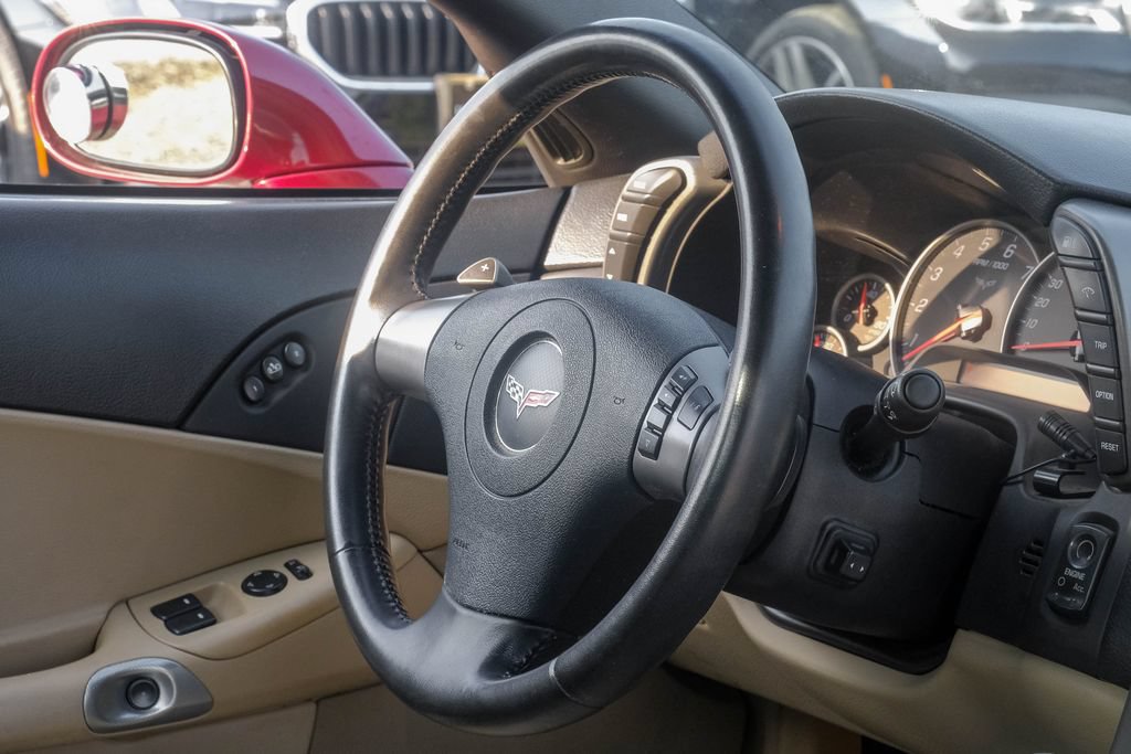 Used 2007 Chevrolet Corvette Convertible w/ Preferred Equipment Group RWD image 13