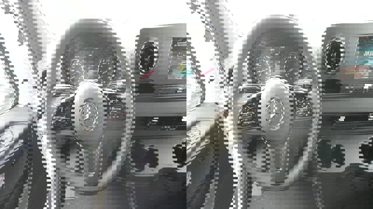 Used 2024 Mercedes-Benz Sprinter 144 Cargo image 15