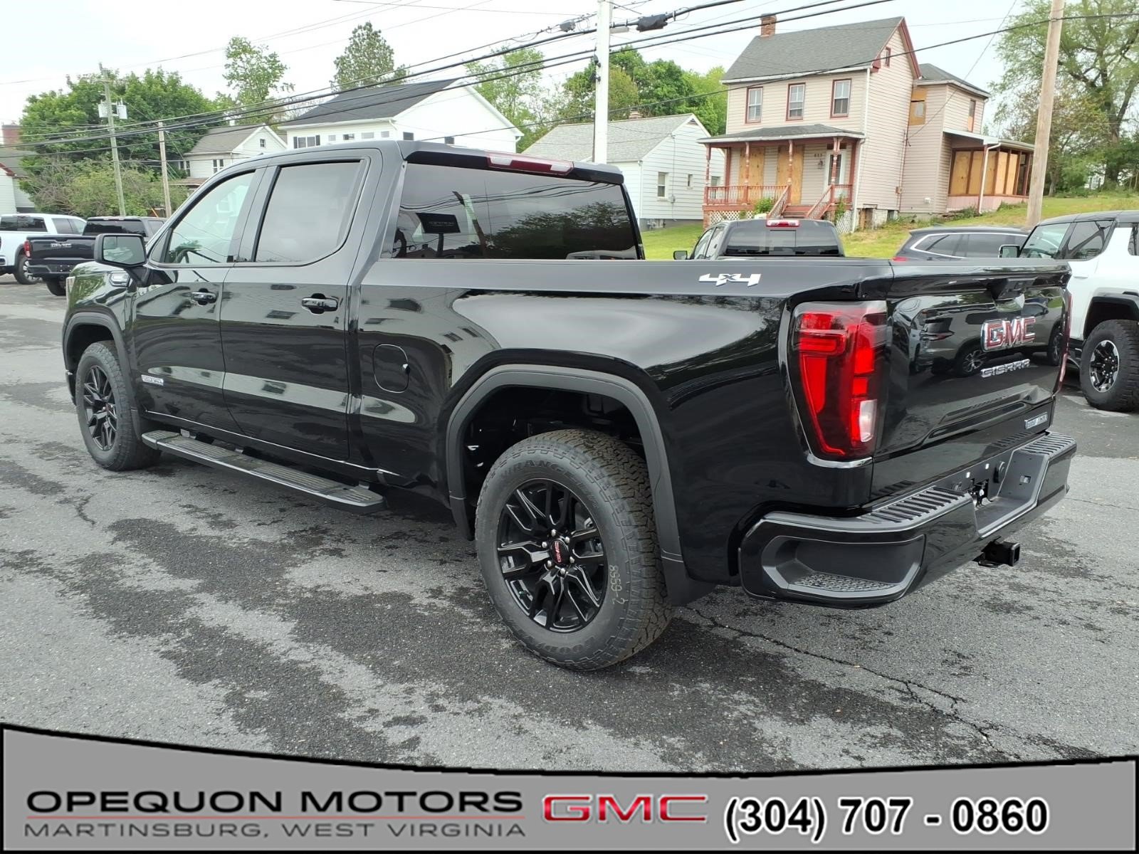 New 2026 GMC Sierra 1500 Elevation w/ LPO, Elevation Black Package AWD/4WD image 3