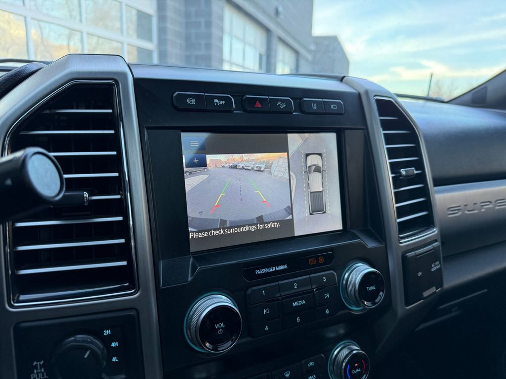 Used 2021 Ford F350 Platinum image 32