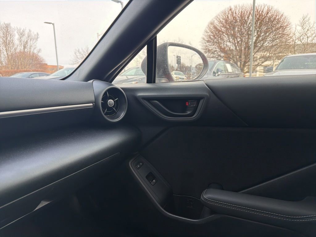 Used 2022 Toyota GR86 image 19