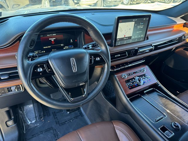 Used 2022 Lincoln Aviator Grand Touring w/ Equipment Group 301A image 3